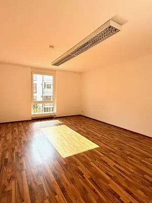 4-Zimmer-Gewerbeimmobilie mieten in Linz – 89 m², € 993 – Bild 2 von 14