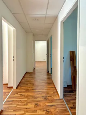 4-Zimmer-Gewerbeimmobilie mieten in Linz – 89 m², € 993 – Bild 6 von 14