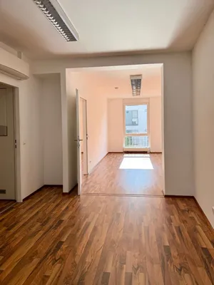 4-Zimmer-Gewerbeimmobilie mieten in Linz – 89 m², € 993 – Bild 5 von 14