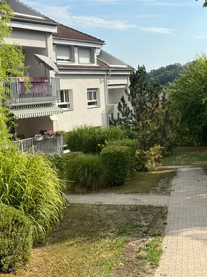 3-Zimmer-Wohnung mieten in Wels-Land – 87 m², € 970 – Bild 1 von 18