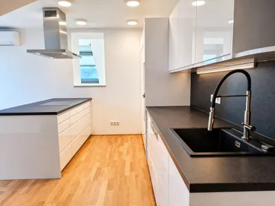 5-Zimmer-Wohnung mieten in Wien – 201 m², € 4.991 – Bild 2 von 18