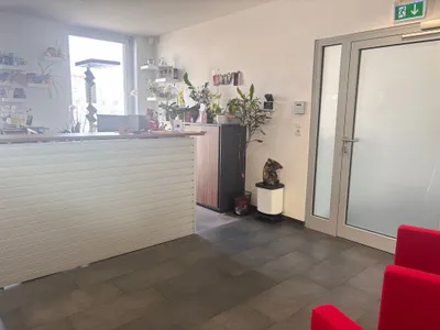 8-Zimmer-Gewerbeimmobilie mieten in Wien – 265 m², € 4.439 – Bild 2 von 40