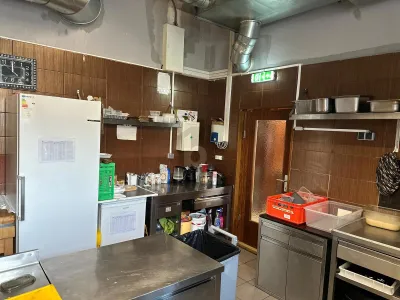 4-Zimmer-Gewerbeimmobilie mieten in Wien – 175 m², € 1.860 – Bild 4 von 6