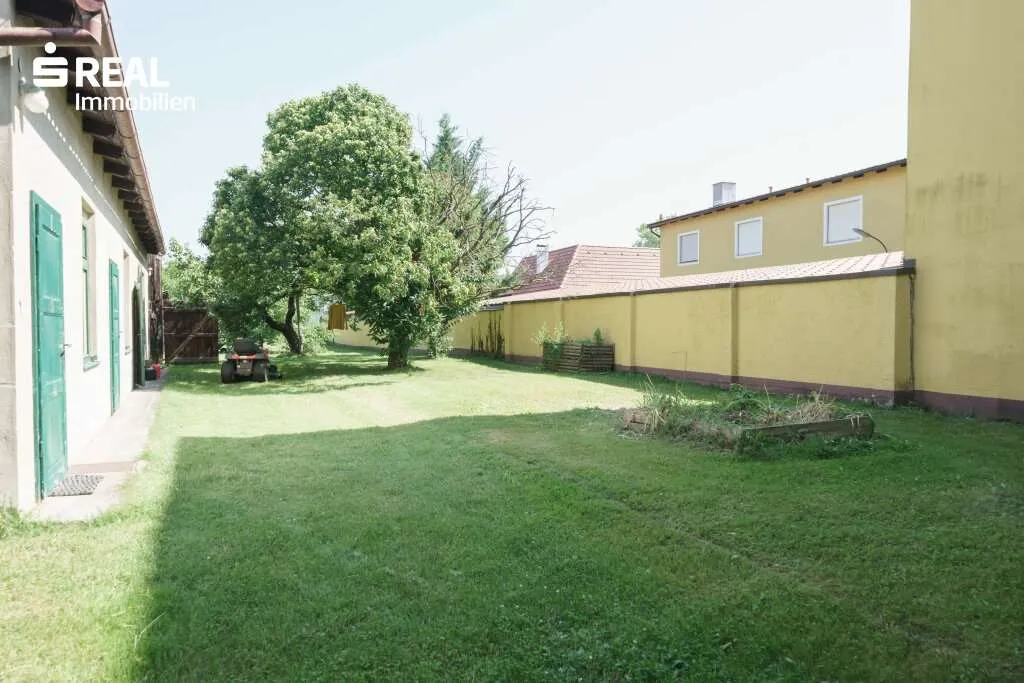 3 Wohneinheiten und ein Geschäftslokal mit vielen Lagerräumen auf 4.499m² Grund im Bauland Mischgebiet! - Ansicht 3