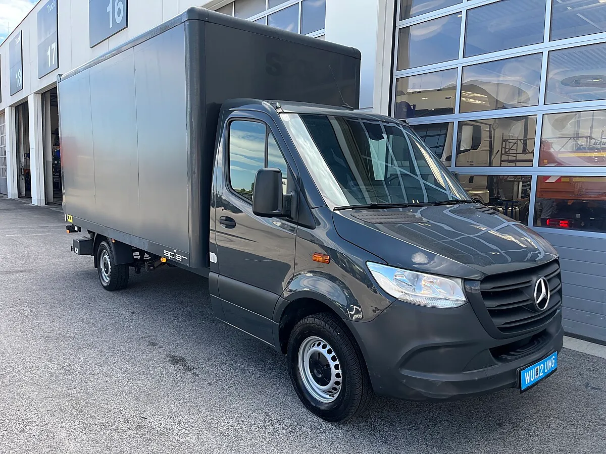 Mercedes-Benz Sprinter
