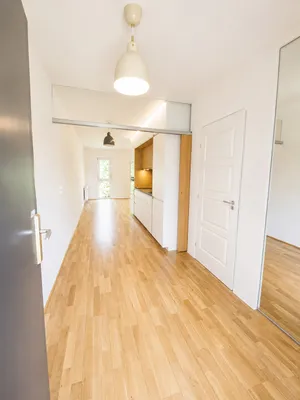 Helle, renovierte 2-Zimmer-Wohnung. Provisionsfrei. Haustiere erlaubt. Neue Küche, Loggia & Grünblick mit Gemeinschaftsgarten, 12 Bezirk, Nähe Schönbrunn - sofort verfügbar – Bild 3