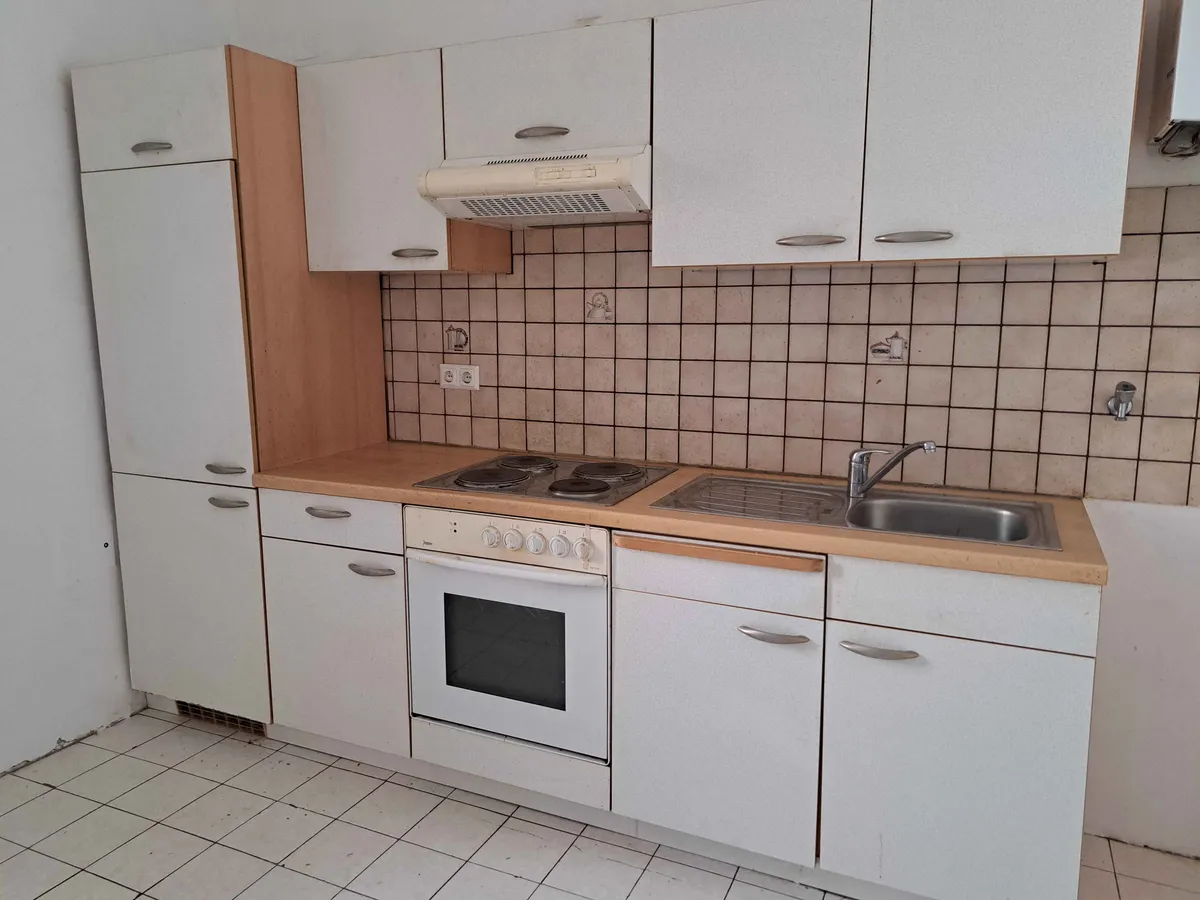Zu verschenken: Komplettküchen - Küchenmöbel (Zustand: Gebraucht)