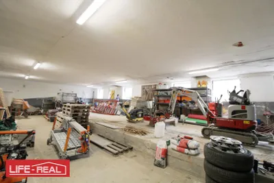Gewerbeimmobilie mieten in Linz Land – 300 m², € 1.500 – Bild 7 von 12