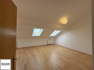 Charmante 1-Zimmer-Dachgeschosswohnung in zentraler Lage | Servitengasse **VIDEOBESICHTIGUNG** – Bild 2