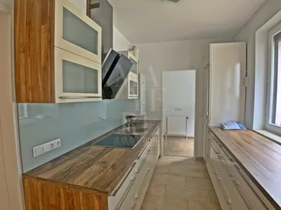 6-Zimmer-Wohnung mieten in Wien – 222 m², € 3.500 – Bild 4 von 23