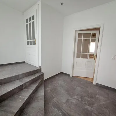 4-Zimmer-Wohnung mieten in Sankt Pölten Land – 115 m², € 1.560 – Bild 11 von 12