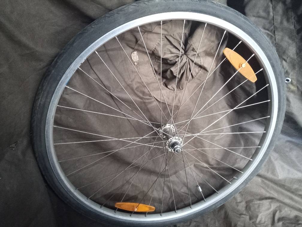 28 Zoll Fahrrad Felge Vorderrad,  15,- (1220 Wien) - willhaben