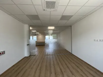 3-Zimmer-Gewerbeimmobilie mieten in Baden – 109 m², € 1.733 – Bild 5 von 8