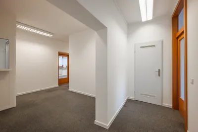 3-Zimmer-Gewerbeimmobilie mieten in Wien – 129,47 m², € 2.558 – Bild 18 von 31