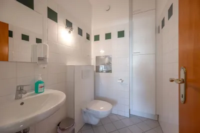 3-Zimmer-Gewerbeimmobilie mieten in Wien – 129,47 m², € 2.558 – Bild 12 von 31