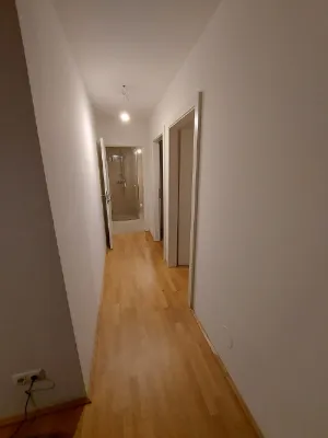 traumhafte 3 Zimmerwohnung in der Seestadt zu vermieten – Bild 2