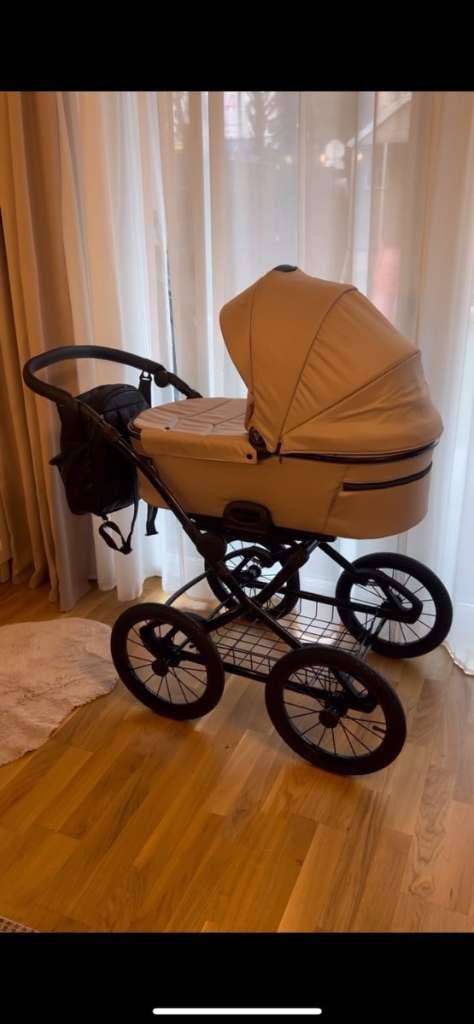 Kinderwagen Set 3 in 1 "Junama",  490,- (1220 Wien) - willhaben