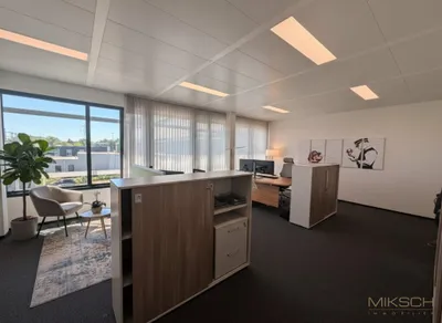 Gewerbeimmobilie mieten in Baden – 60 m², € 26 – Bild 1 von 10