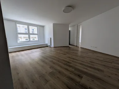 Ruhige, helle 2 Zimmer-Wohnung in bester Lage | U4 Pilgramgasse | Nähe Mariahilfer Straße und Naschmarkt