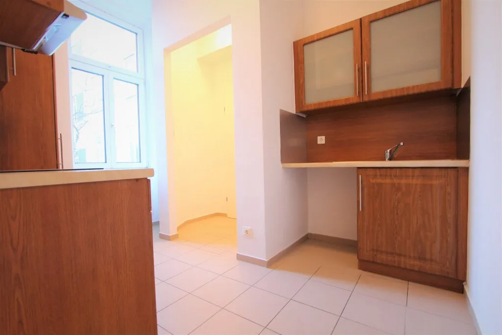 Kurzzeitvermietung! Schön möblierte, traumhafte 2-Zimmer-Wohnung! - Ansicht 3