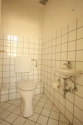 3-Zimmer-Gewerbeimmobilie kaufen in Baden – 86 m², € 450.000 – Bild 10 von 13
