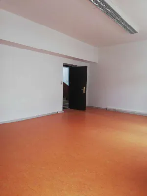 Gewerbeimmobilie mieten in Wiener Neustadt – 17 m², € 410 – Bild 5 von 12