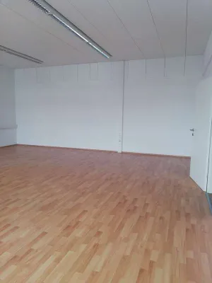 Gewerbeimmobilie mieten in Wiener Neustadt – 17 m², € 410 – Bild 7 von 12