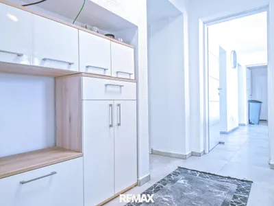 8-Zimmer-Gewerbeimmobilie kaufen in Innsbruck-Land – 165 m², € 875.000 – Bild 11 von 31