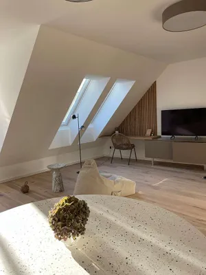 Penthouse in great location, sunny terrace and unobstructed view (ready to move in - fully and exclusively furnished, all inclusive - only one bill, no other costs)