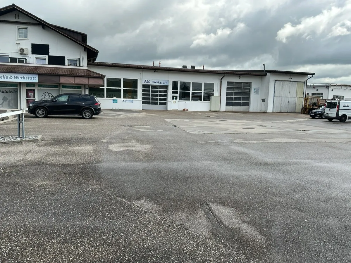KFZ Fachwerkstatt - Ansicht 2