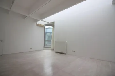 4-Zimmer-Gewerbeimmobilie mieten in Graz – 250 m², € 1.800 – Bild 9 von 12