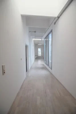 4-Zimmer-Gewerbeimmobilie mieten in Graz – 250 m², € 1.800 – Bild 10 von 12
