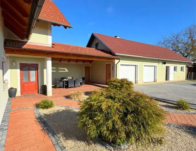 10-Zimmer-Immobilie kaufen in Jennersdorf – 289 m², € 747.000 – Bild 5 von 36
