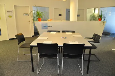 1-Zimmer-Gewerbeimmobilie mieten in Innsbruck – 16 m², € 714 – Bild 2 von 5