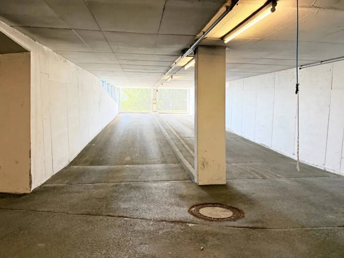 Tiefgaragenstellplatz-sicher parken in der Innenstadt von Feldkirchen - Ansicht 2