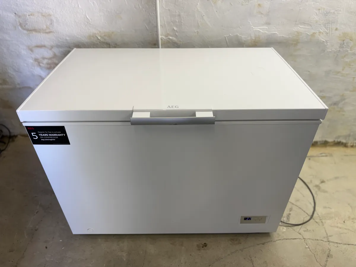 Gefrierschrank AEG 300L inklusive Lieferung und Garantie, € 250,- (1140 Wien)