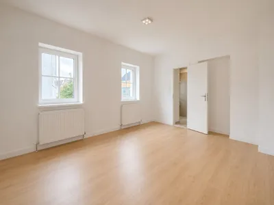 4-Zimmer-Wohnung mieten in Vöcklabruck – 130 m², € 1.680 – Bild 5 von 8