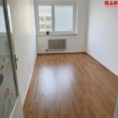 4-Zimmer-Wohnung mieten in Linz Land – 93,18 m², € 713 – Bild 5 von 7
