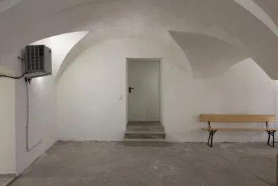 3-Zimmer-Gewerbeimmobilie mieten in Innsbruck-Land – 133 m², € 1.238 – Bild 13 von 16