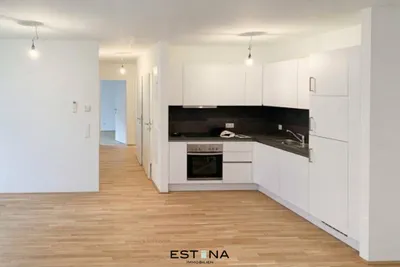 Exklusive 3-Zimmer-Wohnung mit hochwertigem Wohnambiente – Bild 2