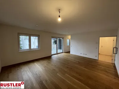 Charmante und moderne 2-Zimmer-Wohnung mit Balkon – Bild 2