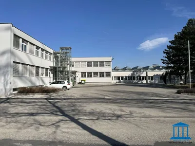 10-Zimmer-Gewerbeimmobilie mieten in Wiener Neustadt – 472 m², € 5.195 – Bild 54 von 62