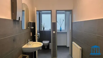 10-Zimmer-Gewerbeimmobilie mieten in Wiener Neustadt – 472 m², € 5.195 – Bild 20 von 62