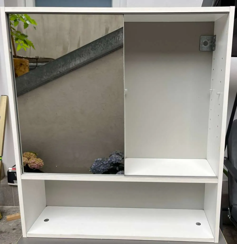 Ikea Hängeschrank fürs Bad, € 15,- (1150 Wien)