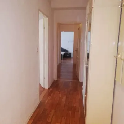 3-Zimmer-Wohnung kaufen in Wiener Neustadt – 73 m², € 148.000 – Bild 2 von 11