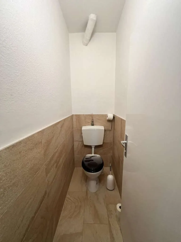 Sanierte 4-Zimmer-Wohnung mit 2 Balkonen und traumhaftem Blick über Graz inkl. Stellplatz - Ansicht 3