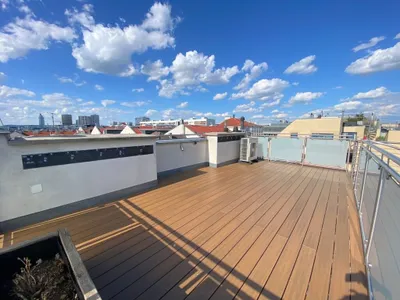 2 TERRASSEN!! 4 ZIMMER, ZENTRALE LAGE mit FERNBLICK!! – Bild 2