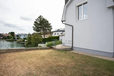 5-Zimmer-Haus mieten in Bruck an der Leitha – 180 m², € 3.399 – Bild 6 von 19