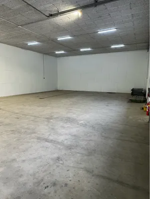 Gewerbeimmobilie mieten in Bruck an der Leitha – 207 m², € 1.035 – Bild 2 von 4