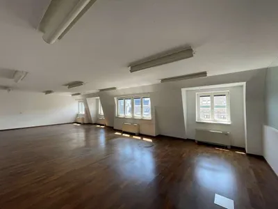 Gewerbeimmobilie mieten in Wien – 324 m², € 18 – Bild 6 von 12